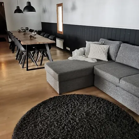 Lakelodge Kiehinen & Igloos בקתה