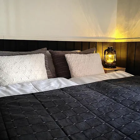 Lakelodge Kiehinen & Igloos シャレー