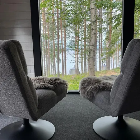 Lakelodge Kiehinen & Igloos