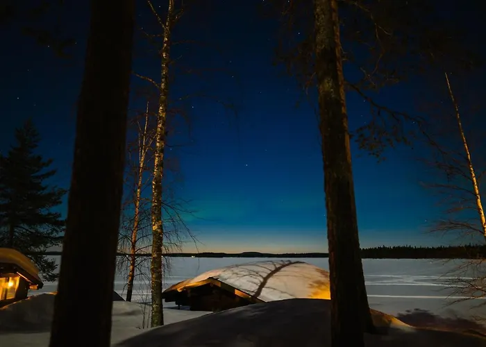 Chalé Lakelodge Kiehinen & Igloos *