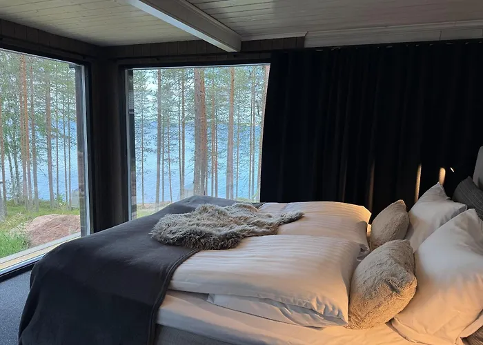 Chalé Lakelodge Kiehinen & Igloos *